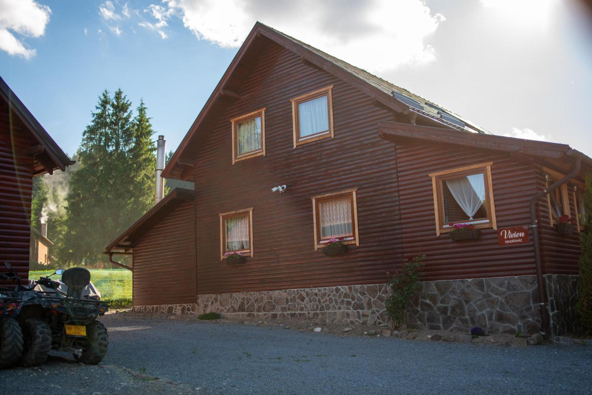 Villa Vivien Vendeghaz Borzont Esterno foto